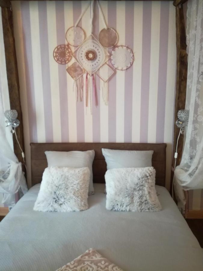 Chez Lorette Mauzé-sur-le-Mignon Екстериор снимка