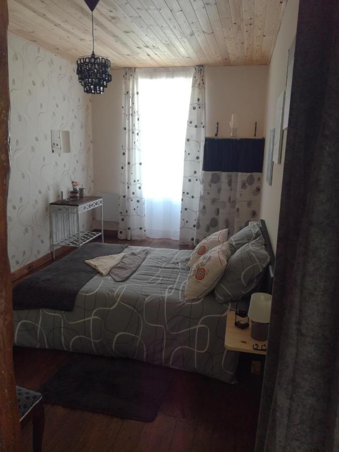 Chez Lorette Mauzé-sur-le-Mignon Екстериор снимка