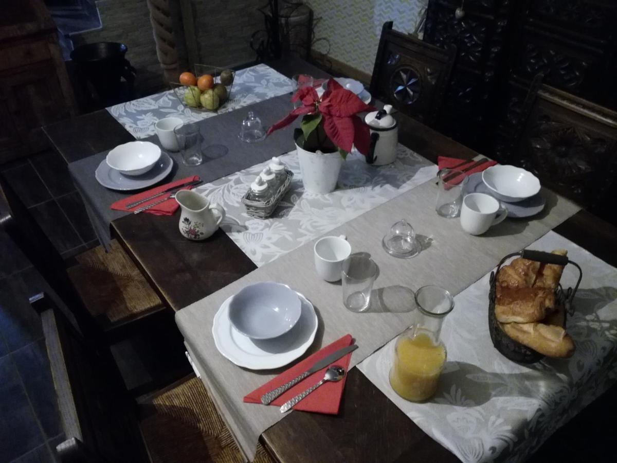 Chez Lorette Mauzé-sur-le-Mignon Екстериор снимка