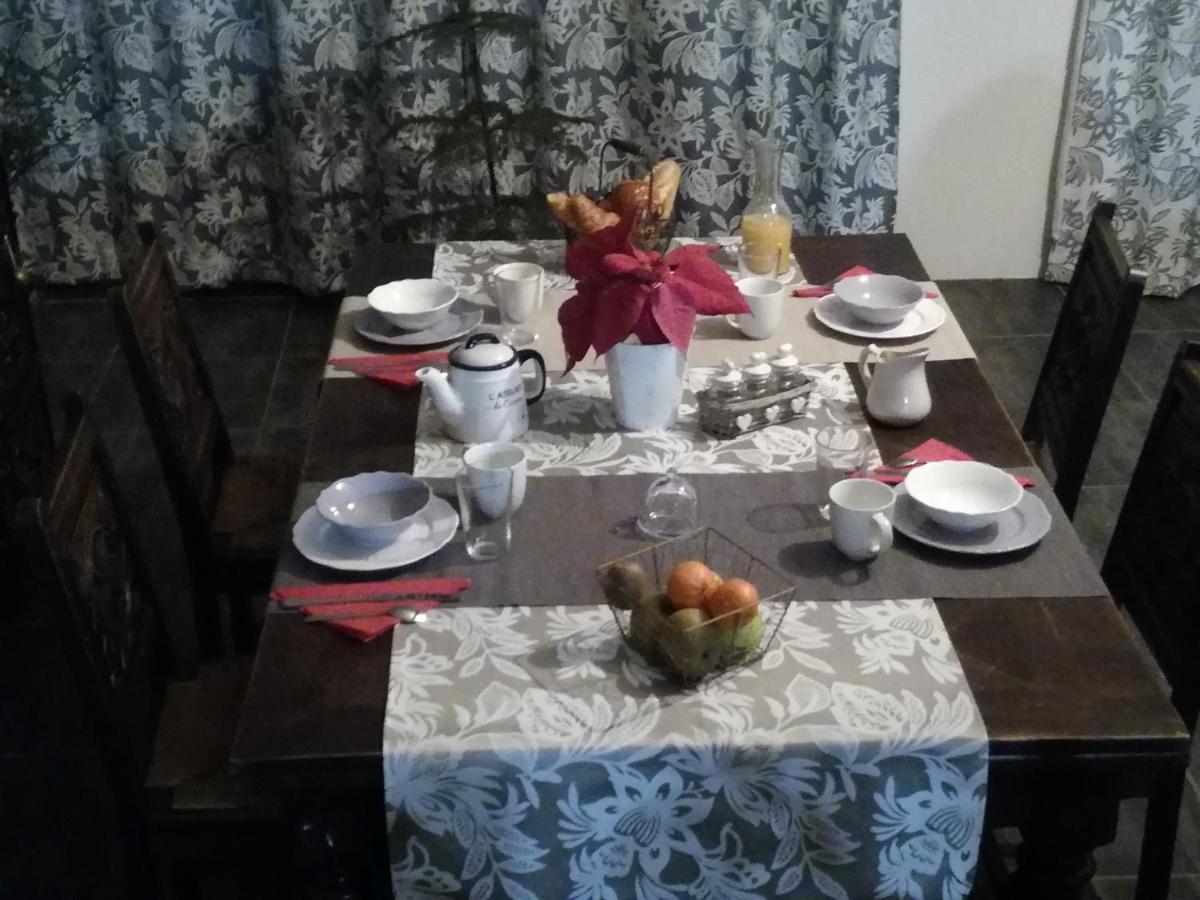 Chez Lorette Mauzé-sur-le-Mignon Екстериор снимка